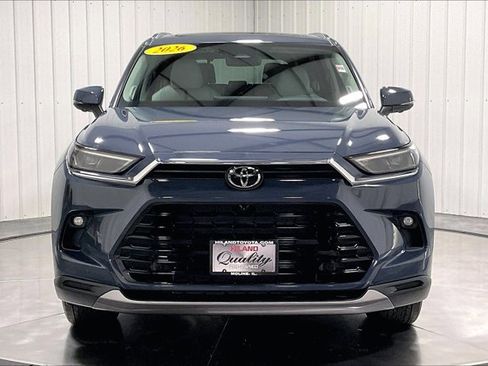 Certified 2026 Toyota Grand Highlander Platinum image 2