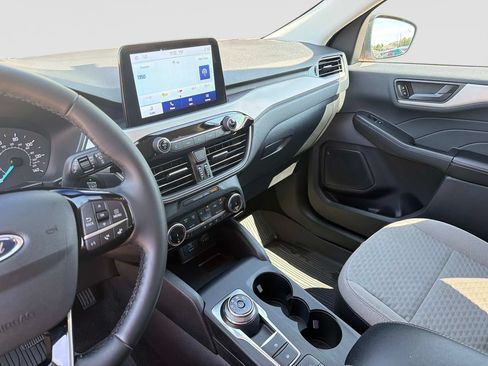 Used 2022 Ford Escape SE w/ SE Sport Appearance Package AWD/4WD image 28