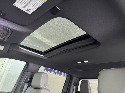 Certified 2023 Chevrolet Silverado 1500 ZR2 w/ Technology Package image 21