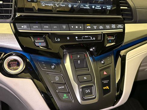 Certified 2026 Honda Odyssey Touring image 29