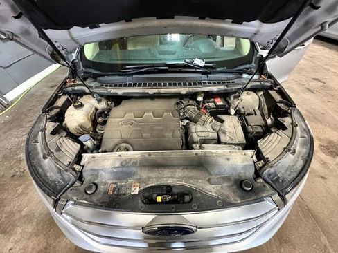 Used 2018 Ford Edge SEL w/ Equipment Group 201A AWD/4WD image 23