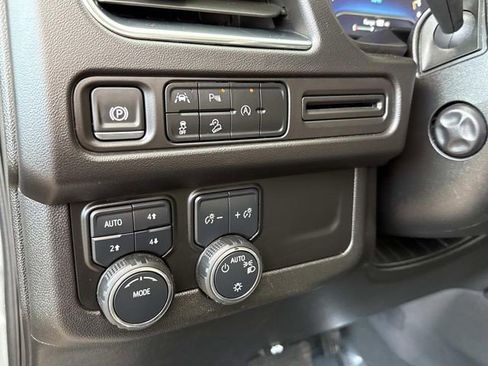 Certified 2024 Chevrolet Tahoe Premier AWD/4WD image 20