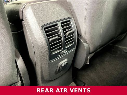 Used 2019 Ford Escape SE AWD/4WD image 10
