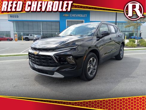 Certified 2024 Chevrolet Blazer LT w/ Convenience Package FWD image 1