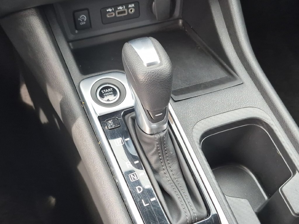 Used 2025 Nissan Sentra SV FWD image 20