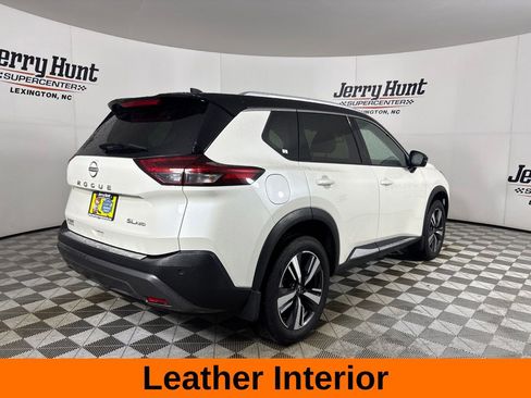Used 2023 Nissan Rogue SL AWD/4WD image 5