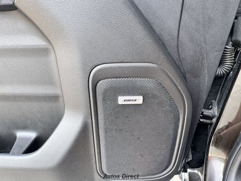 Used 2019 Chevrolet Silverado 1500 High Country w/ Technology Package AWD/4WD image 36