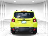 Used 2017 Jeep Renegade Latitude image 4