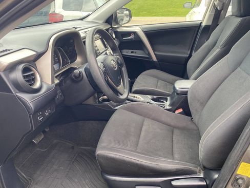 Used 2015 Toyota RAV4 XLE w/ Outdoor Package image 5