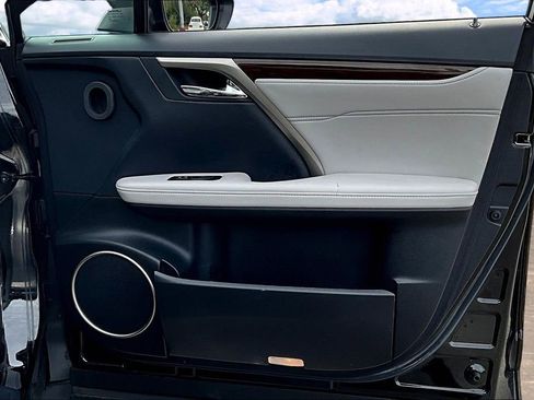 Used 2019 Lexus RX 350 FWD w/ Navigation Package image 29