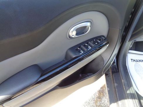 Used 2019 Kia Soul + w/ Primo Package image 23