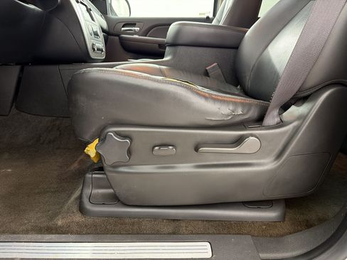 Used 2008 Chevrolet Tahoe LT RWD image 13
