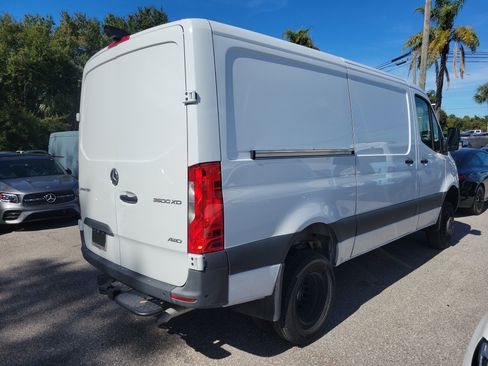 Used 2024 Mercedes-Benz Sprinter 144 Cargo w/ Parking Package image 4