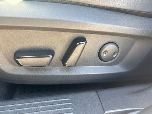 Used 2022 Nissan Rogue SL image 54