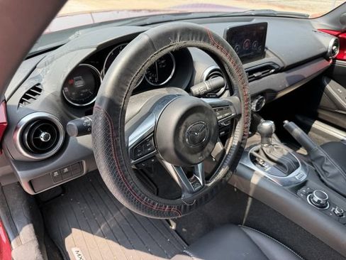 Used 2022 MAZDA MX-5 Miata RF Grand Touring w/ Weather Package RWD image 14