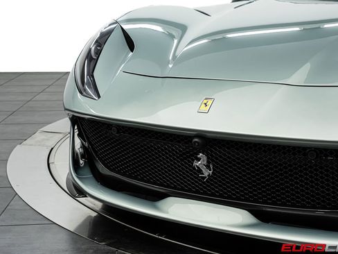 Used 2022 Ferrari 812 GTS RWD image 13