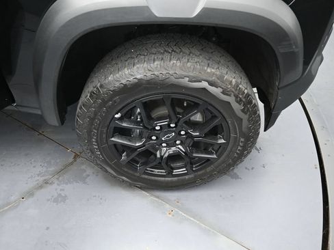 Used 2024 Chevrolet Colorado Trail Boss w/ LPO, Dark Essentials Package AWD/4WD image 34
