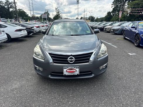 Used 2015 Nissan Altima 3.5 SL FWD image 2