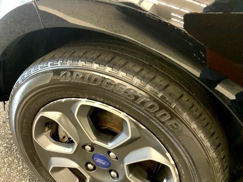 Used 2021 Ford EcoSport S image 37