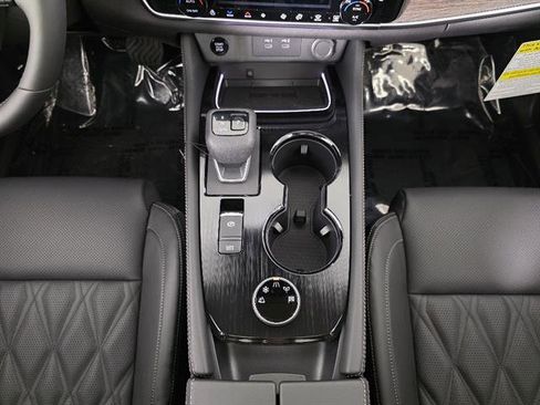 New 2026 Nissan Rogue Platinum image 37