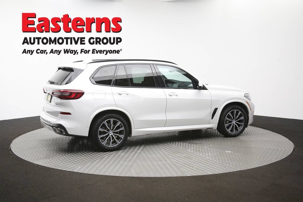 Used 2023 BMW X5 xDrive40i w/ M Sport Package AWD/4WD image 48