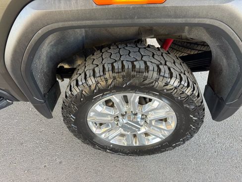 Used 2022 GMC Sierra 2500 Denali image 31