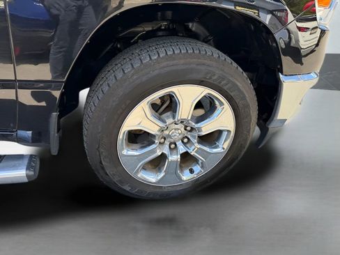 Used 2020 RAM 1500 Big Horn AWD/4WD image 17