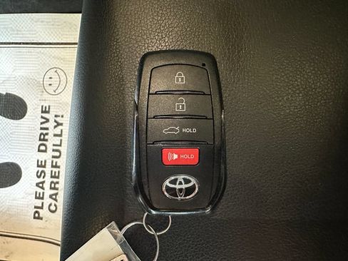 Used 2023 Toyota Corolla XSE FWD image 17