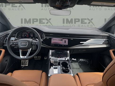 Used 2025 Audi RS Q8 performance image 15