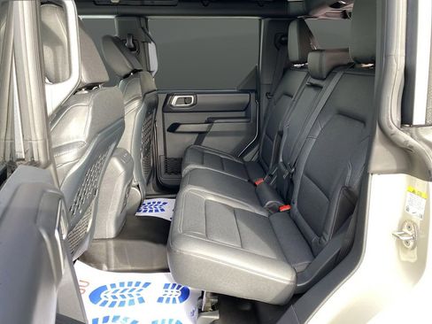 New 2025 Ford Bronco Badlands w/ Sasquatch Package image 40