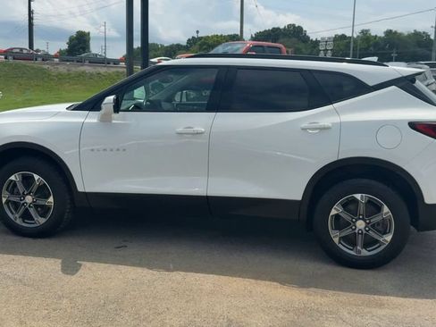 Used 2024 Chevrolet Blazer LT FWD image 4