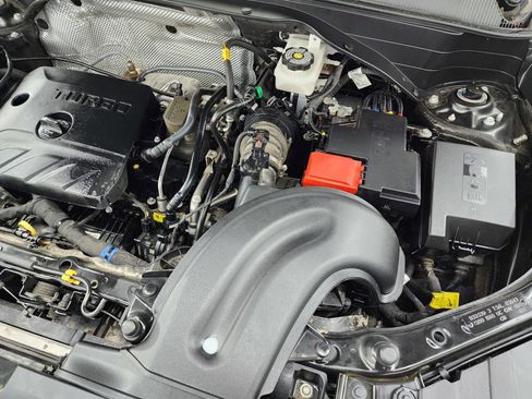 Used 2022 Chevrolet TrailBlazer RS w/ Convenience Package image 18