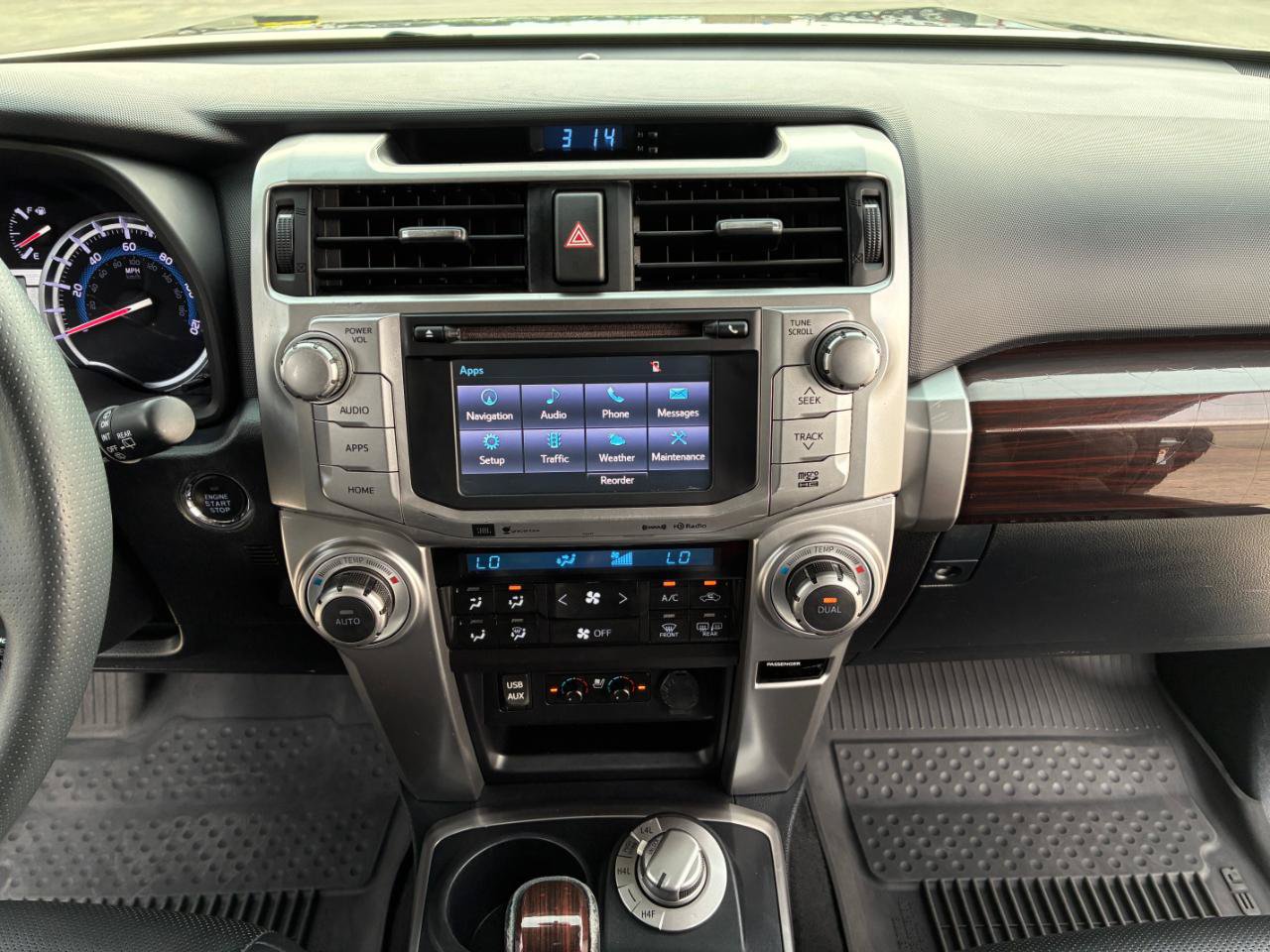 Used 2019 Toyota 4Runner Limited AWD/4WD image 19