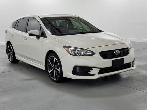 Used 2021 Subaru Impreza 2.0i Sport image 2