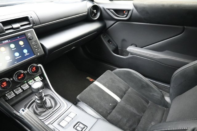 Used 2024 Toyota GR86 Premium w/ Performance Package RWD image 28
