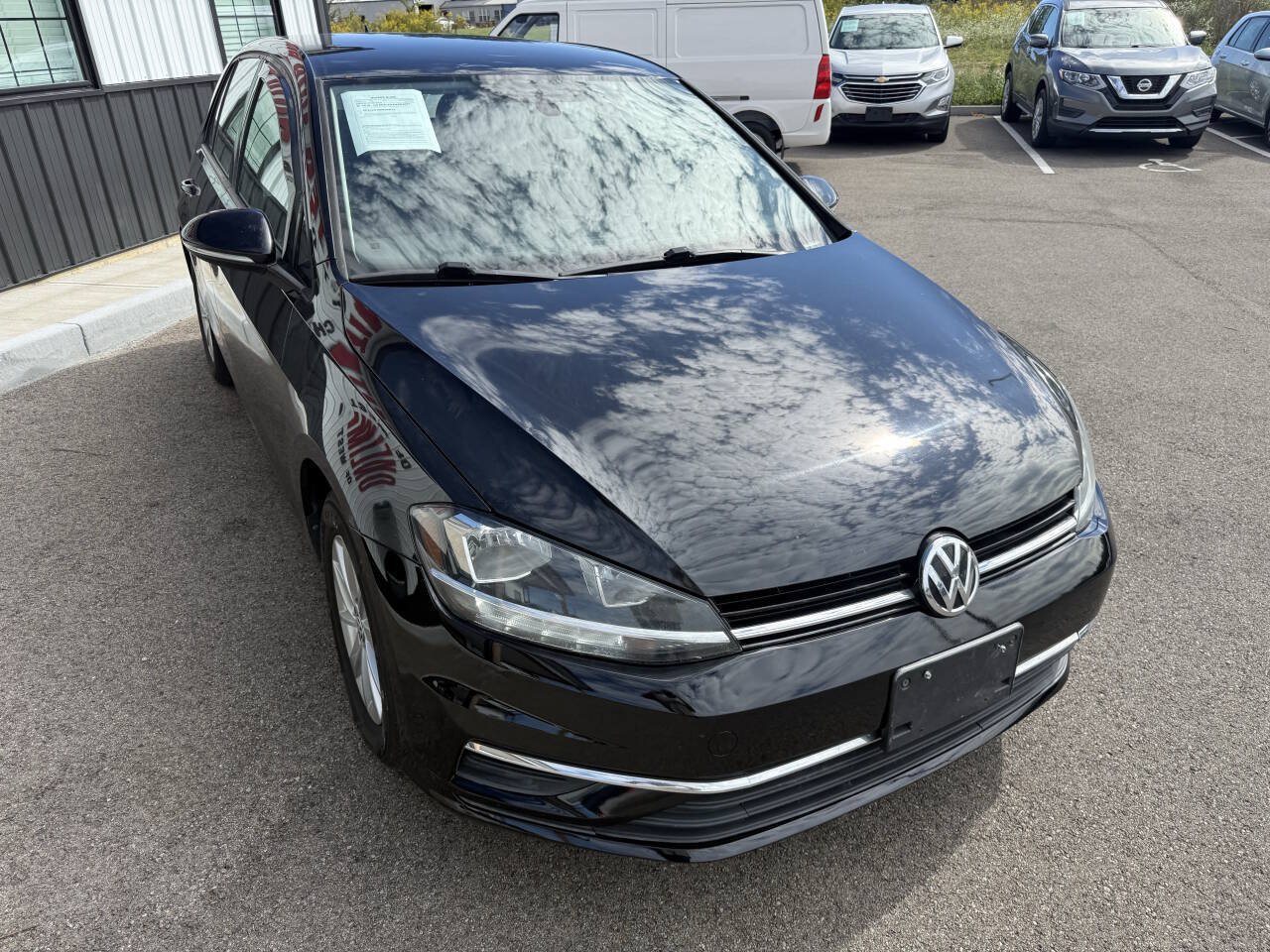 Used 2018 Volkswagen Golf S FWD image 4