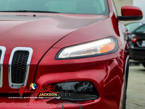 Used 2012 Jeep Grand Cherokee Laredo image 5