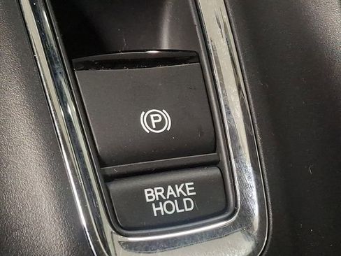 Used 2022 Honda HR-V LX image 22
