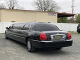 Used 2011 Lincoln Town Car Executive image 5