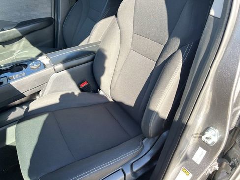 Used 2023 Nissan Rogue S image 20