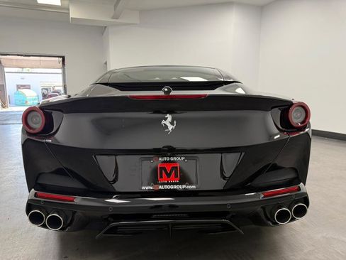 Used 2019 Ferrari Portofino image 14