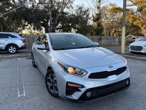 Used 2020 Kia Forte LXS FWD image 4