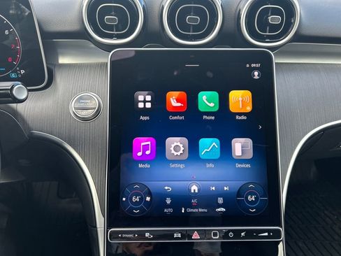 Used 2025 Mercedes-Benz C 300 4MATIC Sedan image 13