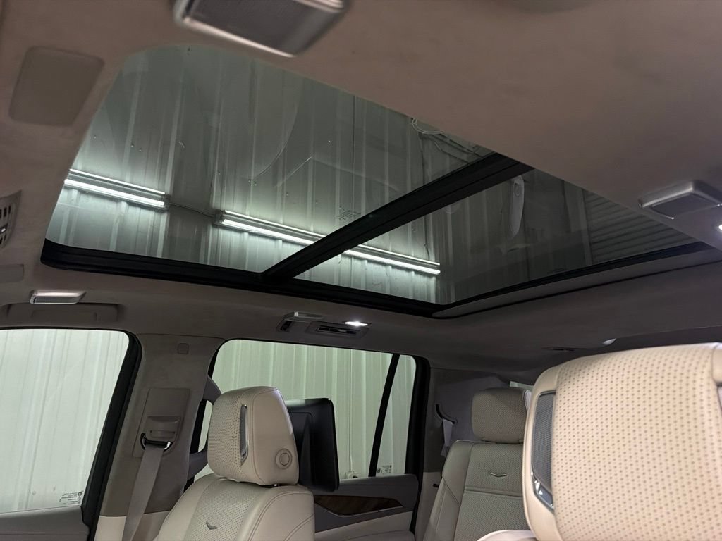 Used 2024 Cadillac Escalade ESV Sport Platinum AWD/4WD image 40