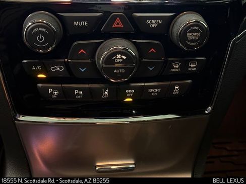 Used 2019 Jeep Grand Cherokee Trailhawk AWD/4WD image 15