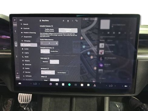 Used 2022 Tesla Model S Plaid image 29