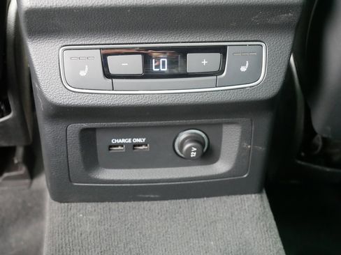 Used 2022 Audi SQ5 Prestige w/ Prestige Package image 18