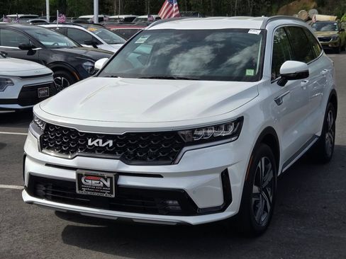 Used 2023 Kia Sorento EX AWD/4WD image 7