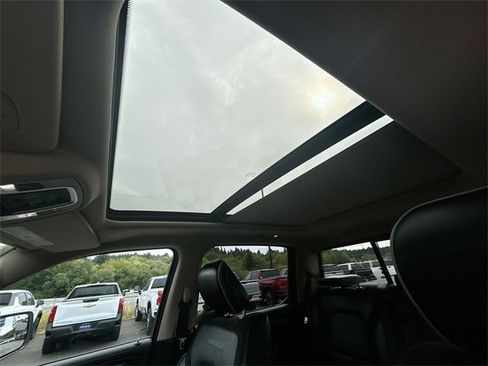 Used 2021 RAM 1500 Laramie image 18