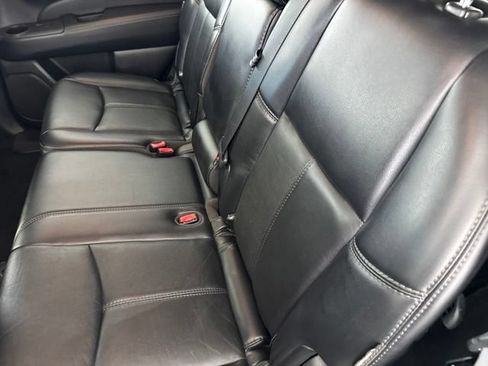Used 2019 Nissan Pathfinder SL FWD image 24